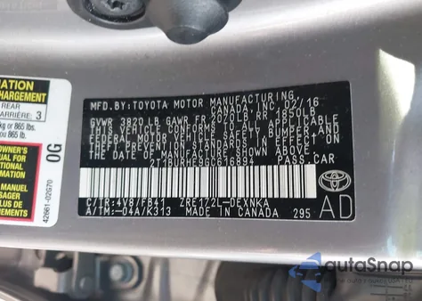 2016 Toyota Corolla Le z USA, uszkodzony, nr VIN 2T1BURHE9GC616894